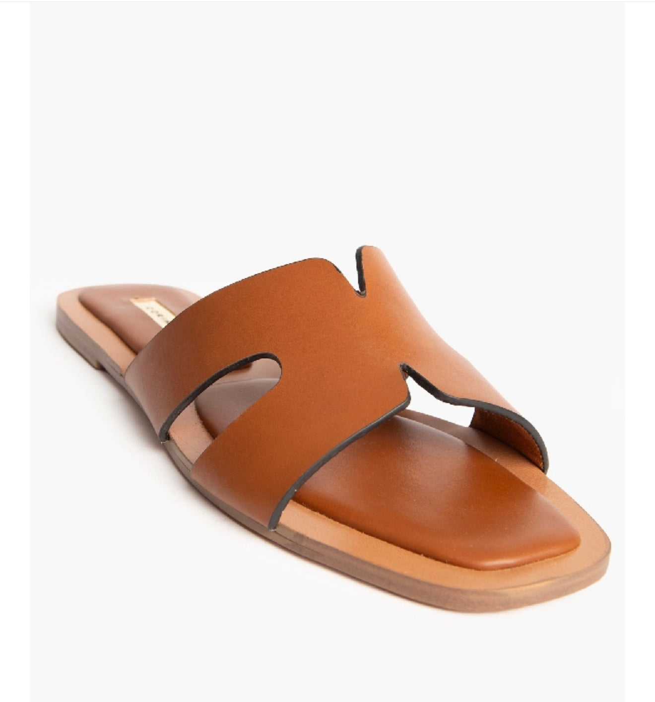 Sandalia plana camel