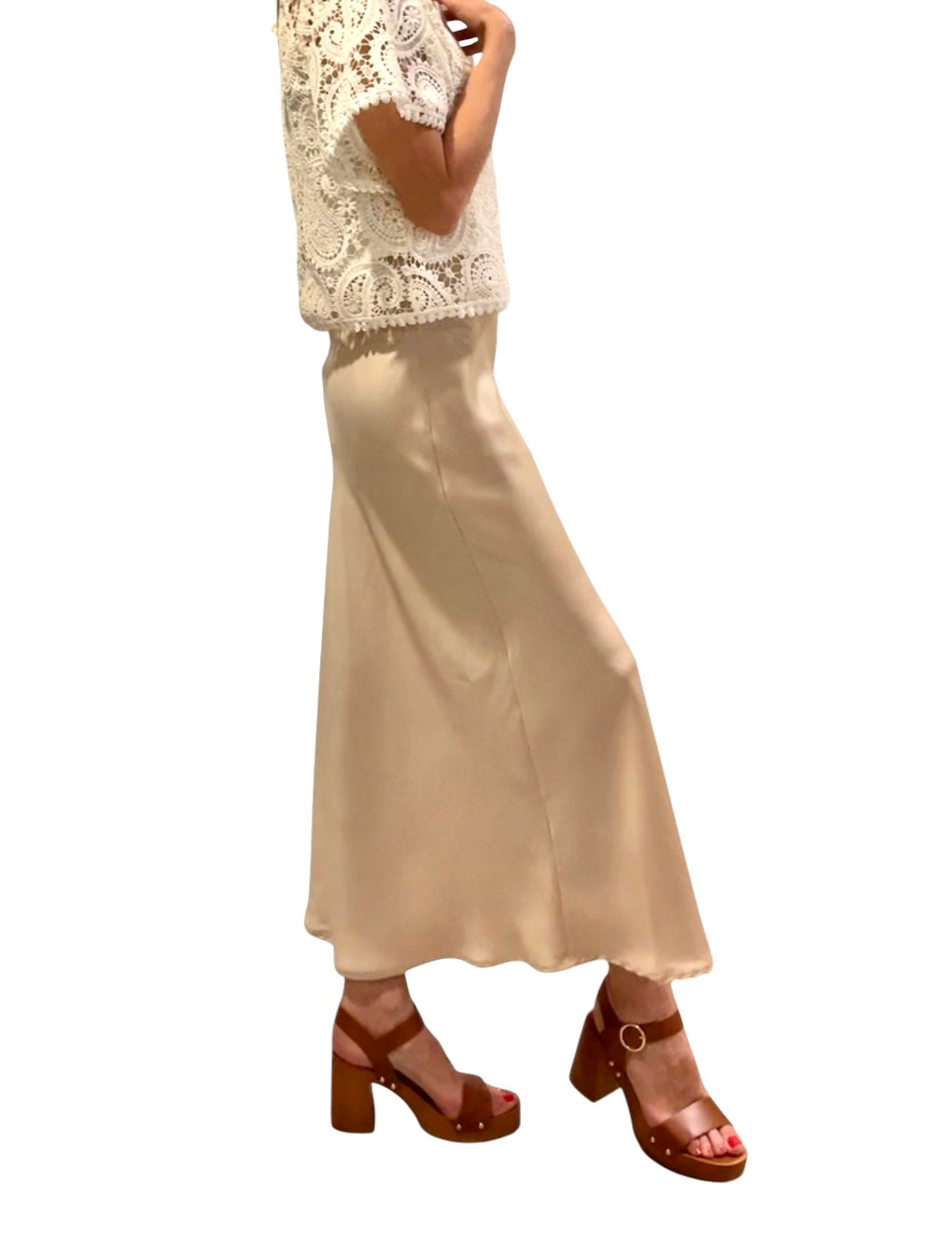 Falda satinada beige claro