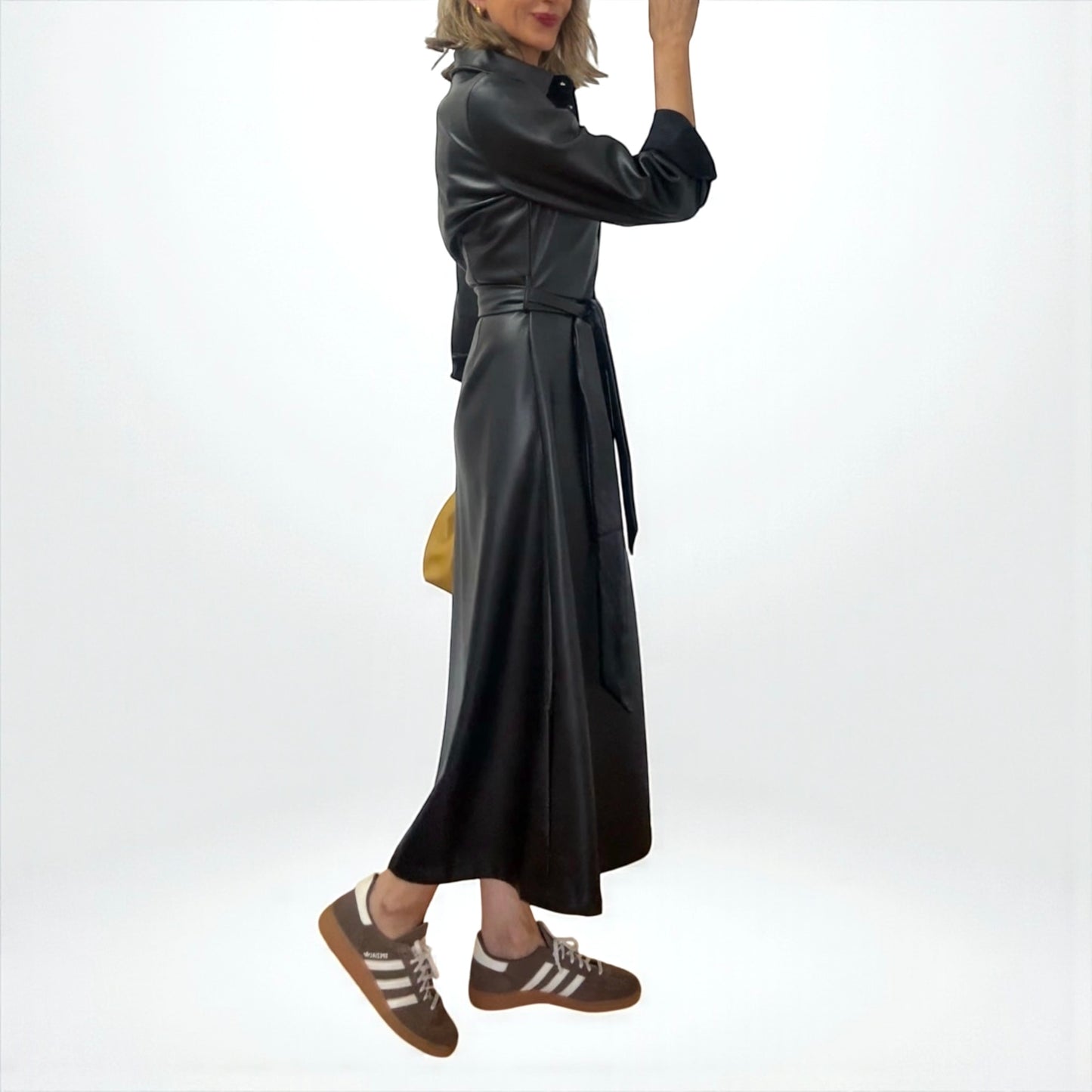 Vestido camisero negro