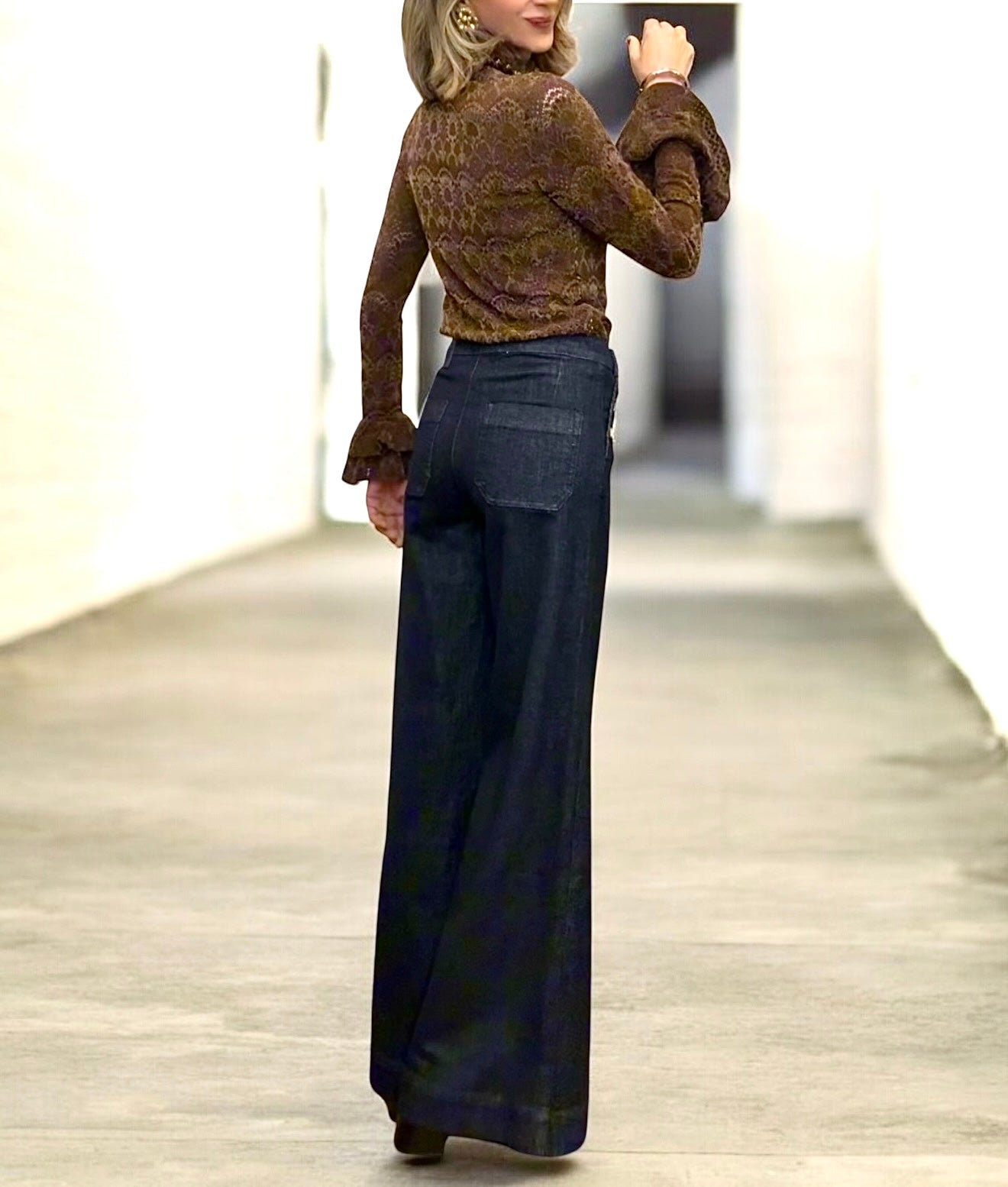 Denim azul oscuro botones laterales