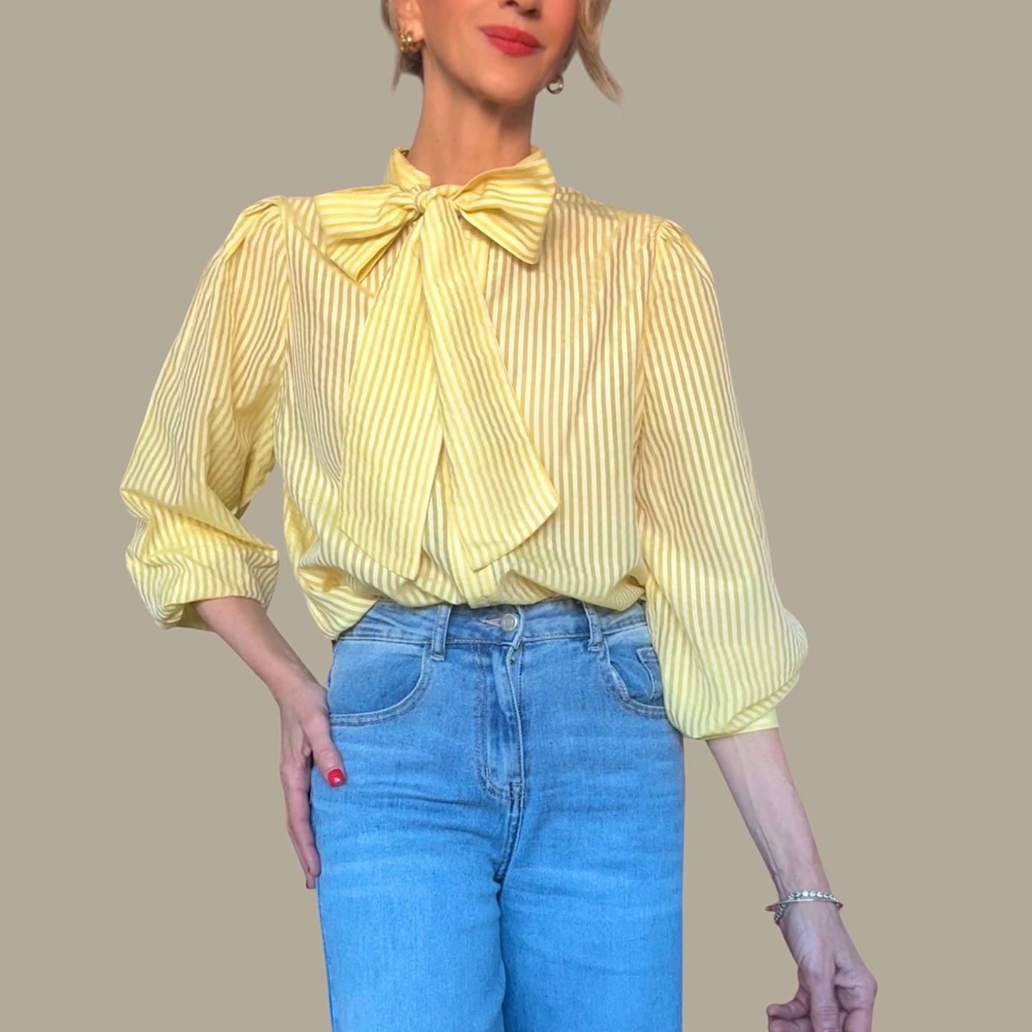 Camisa lazo amarilla