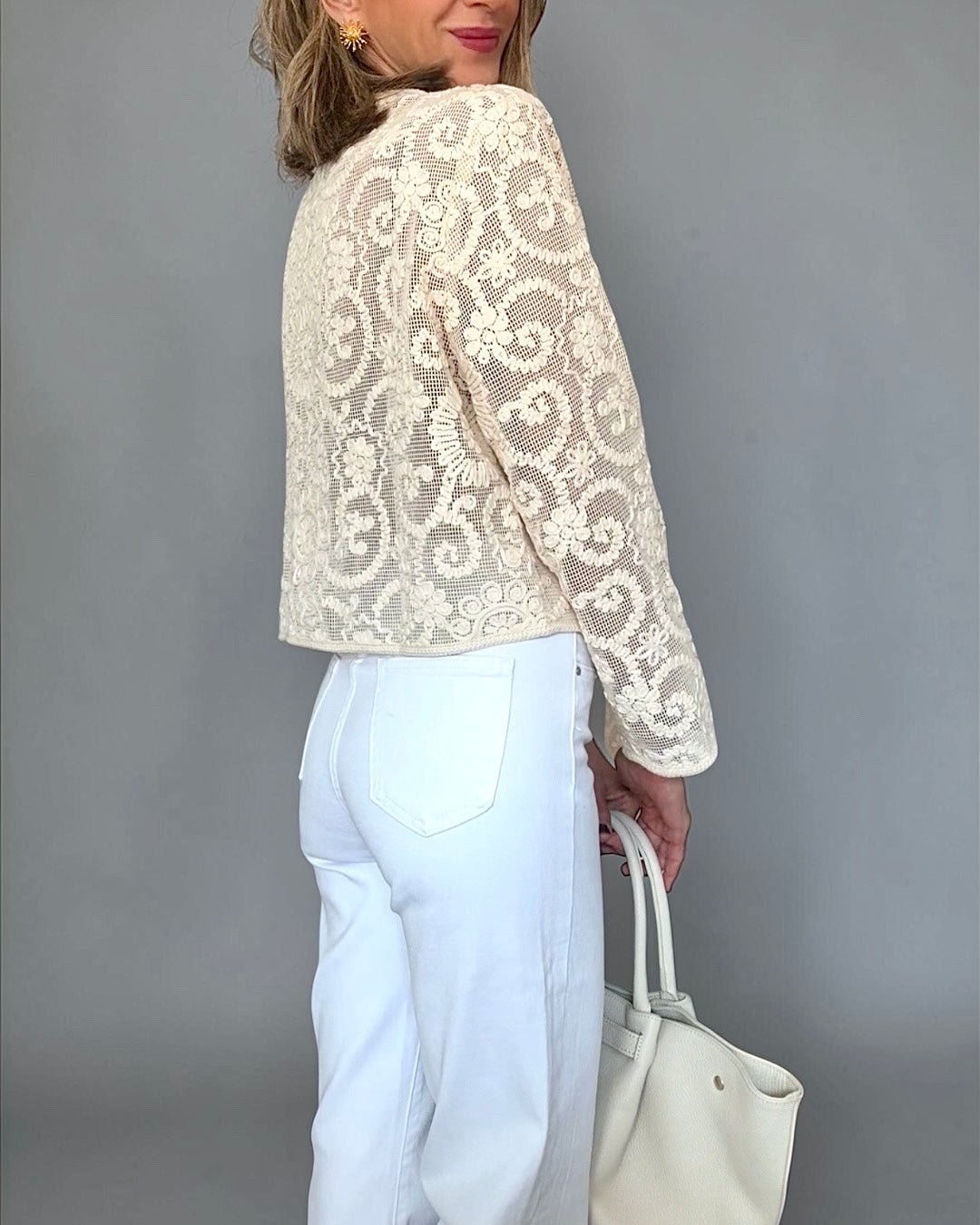 Chaqueta encaje beige