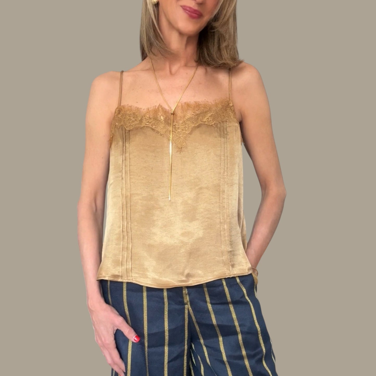 Top lencero color mostaza satinado