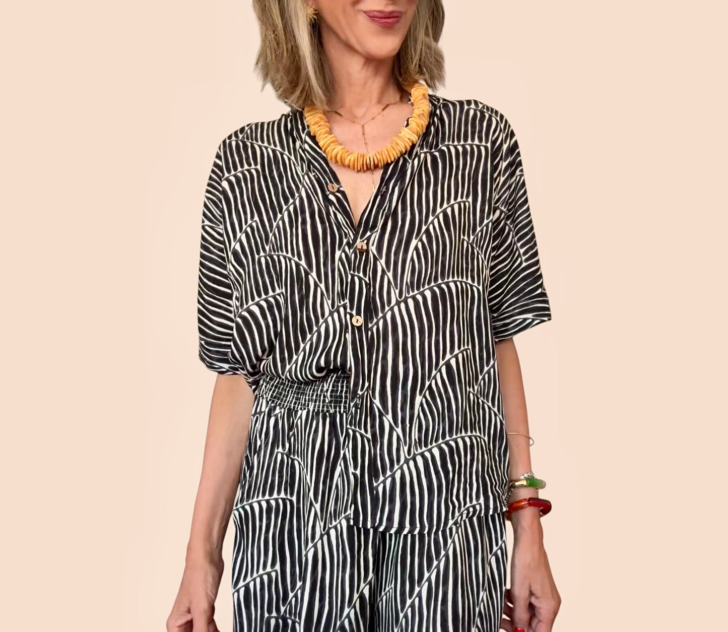 Camisa estampada negro& beige