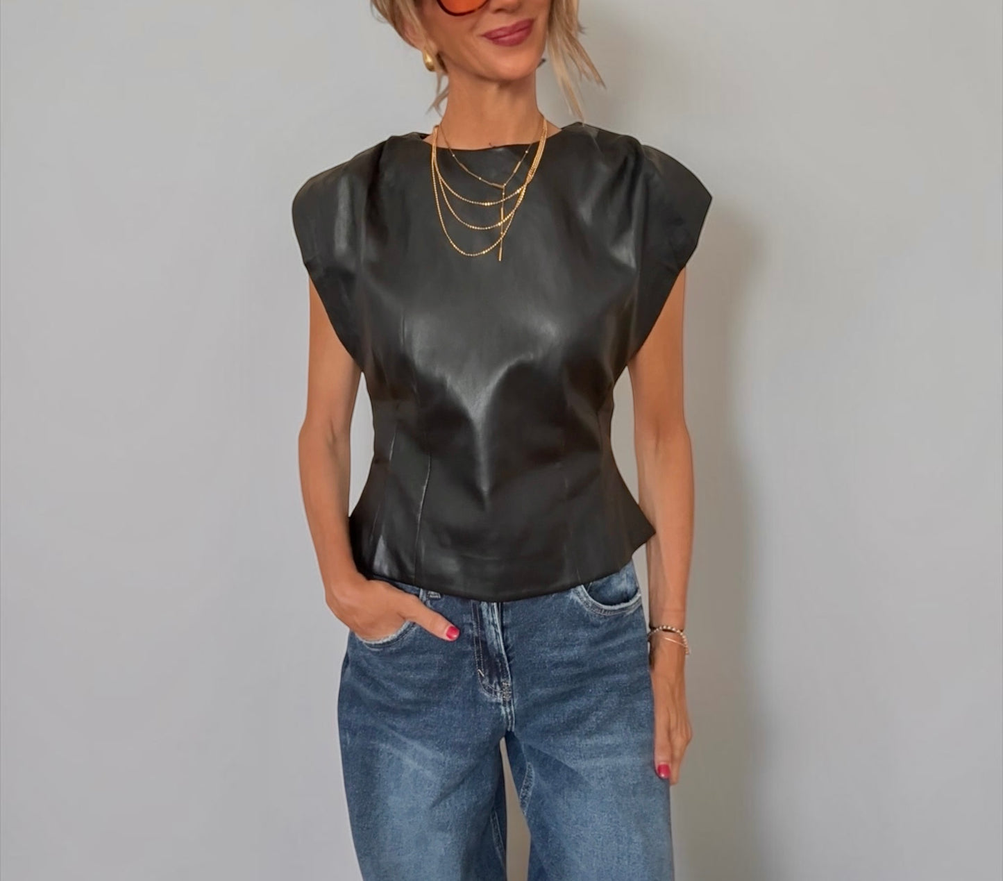 Top efecto piel negro