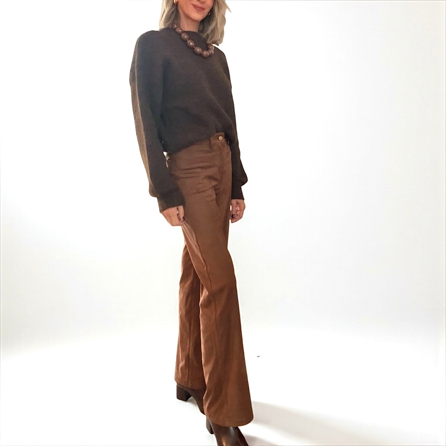Pantalón efecto ante camel