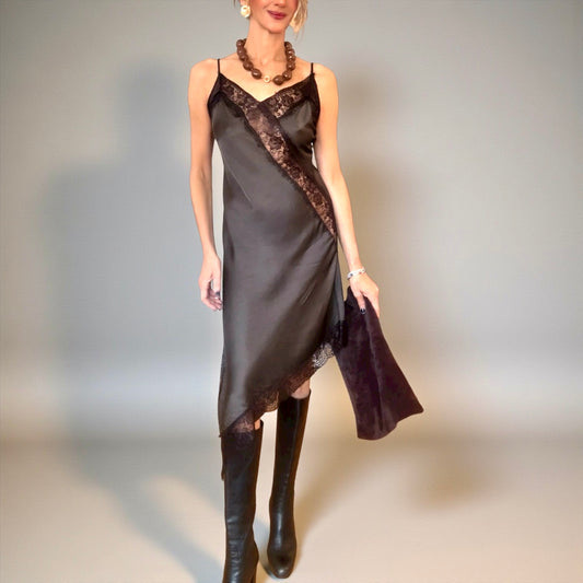 Vestido lencero asimétrico marrón