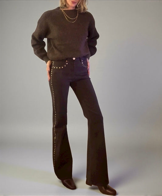 Denim marrón tachuelas doradas