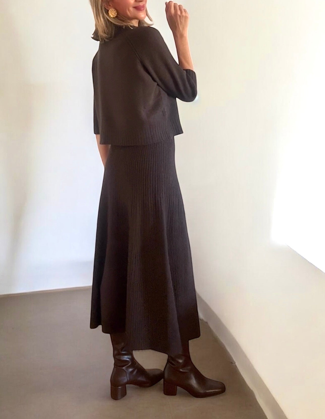 Conjunto punto marrón