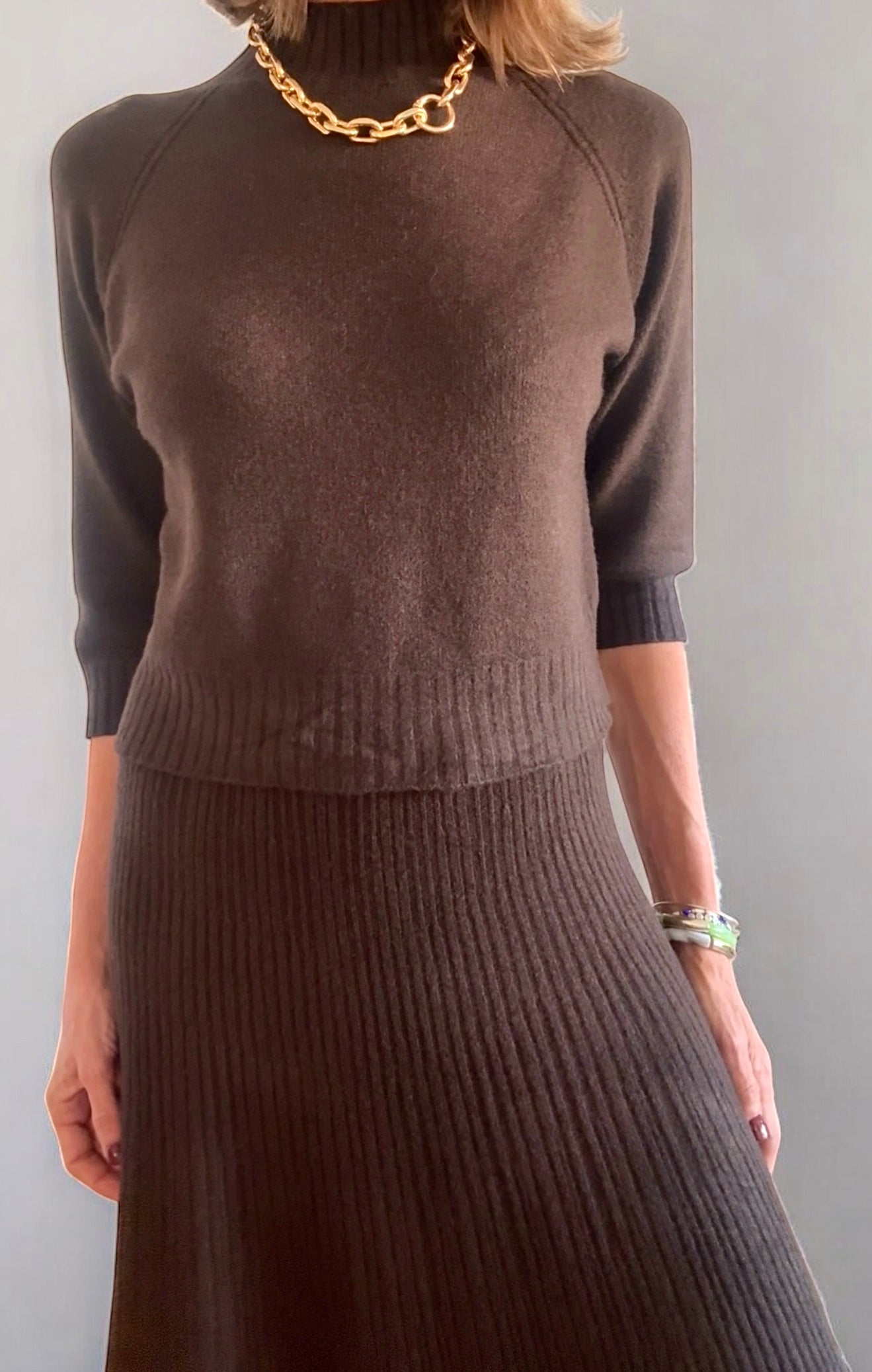 Conjunto punto marrón