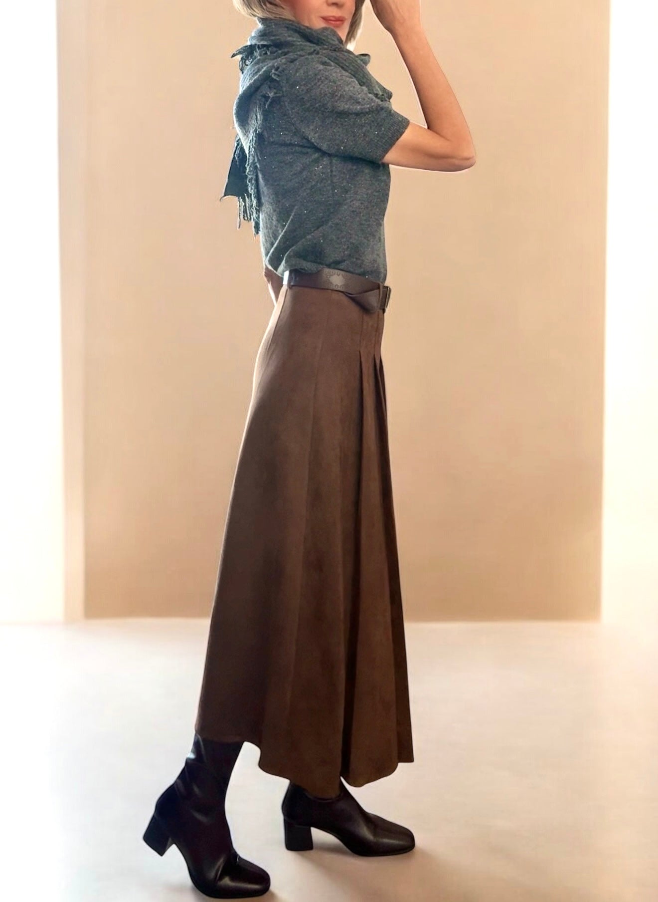 Falda  antelina marrón