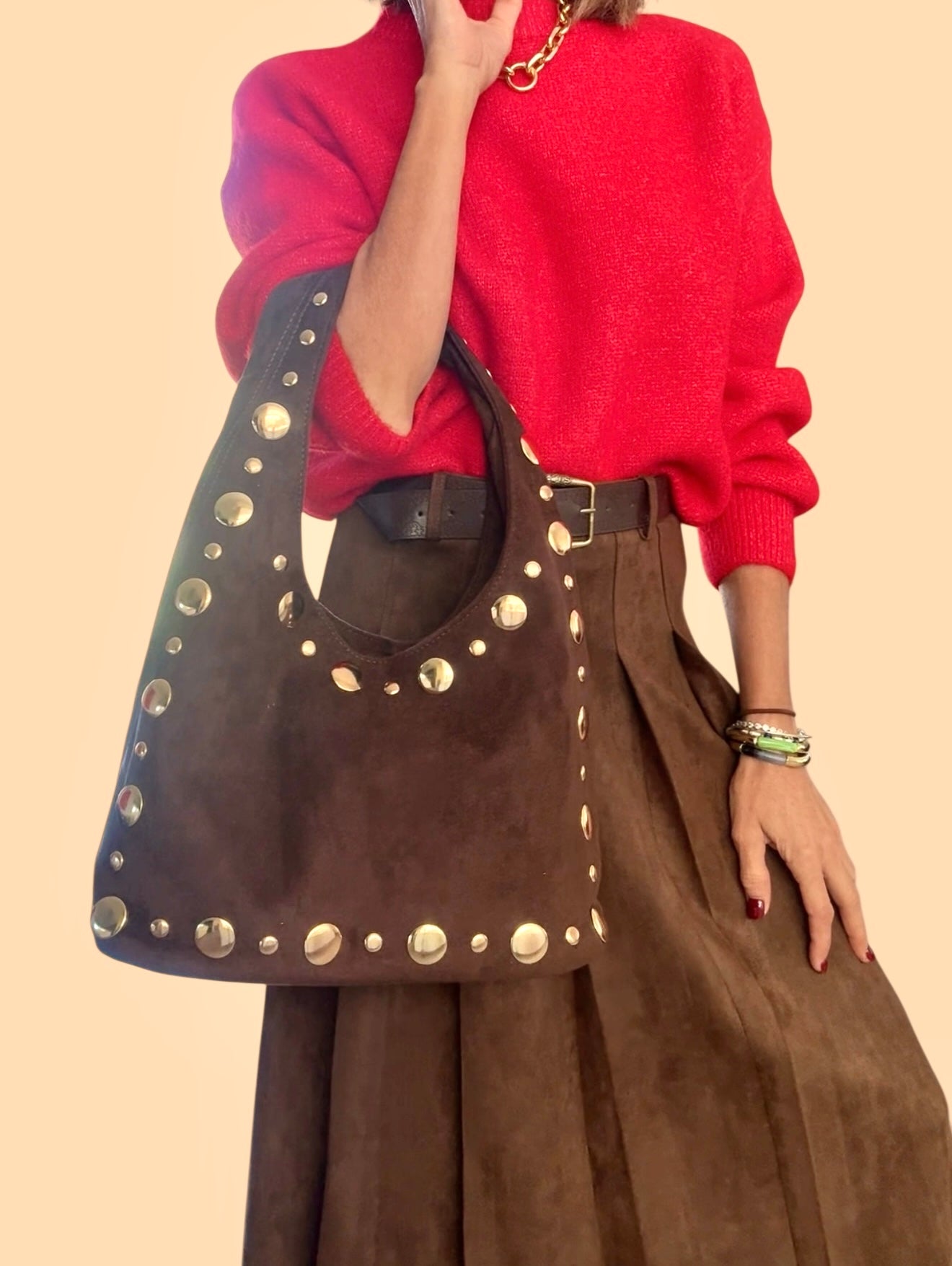 Bolso marrón tachuelas