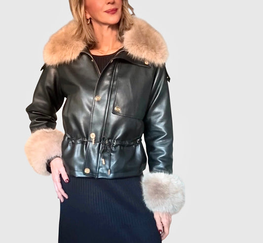 Chaqueta efecto piel negra