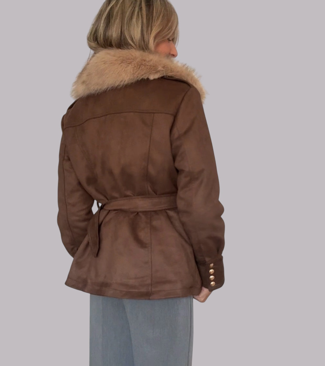 Chaqueta Suiza marrón