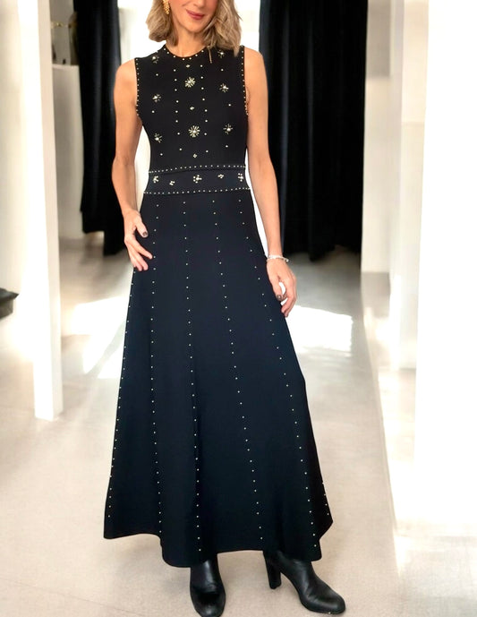 Vestido  negro detalle tachuelas