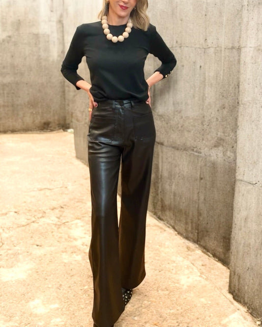 Pantalón efecto piel negro