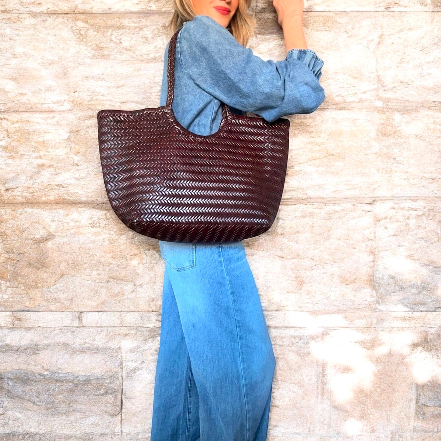 Bolso trenzado piel marrón