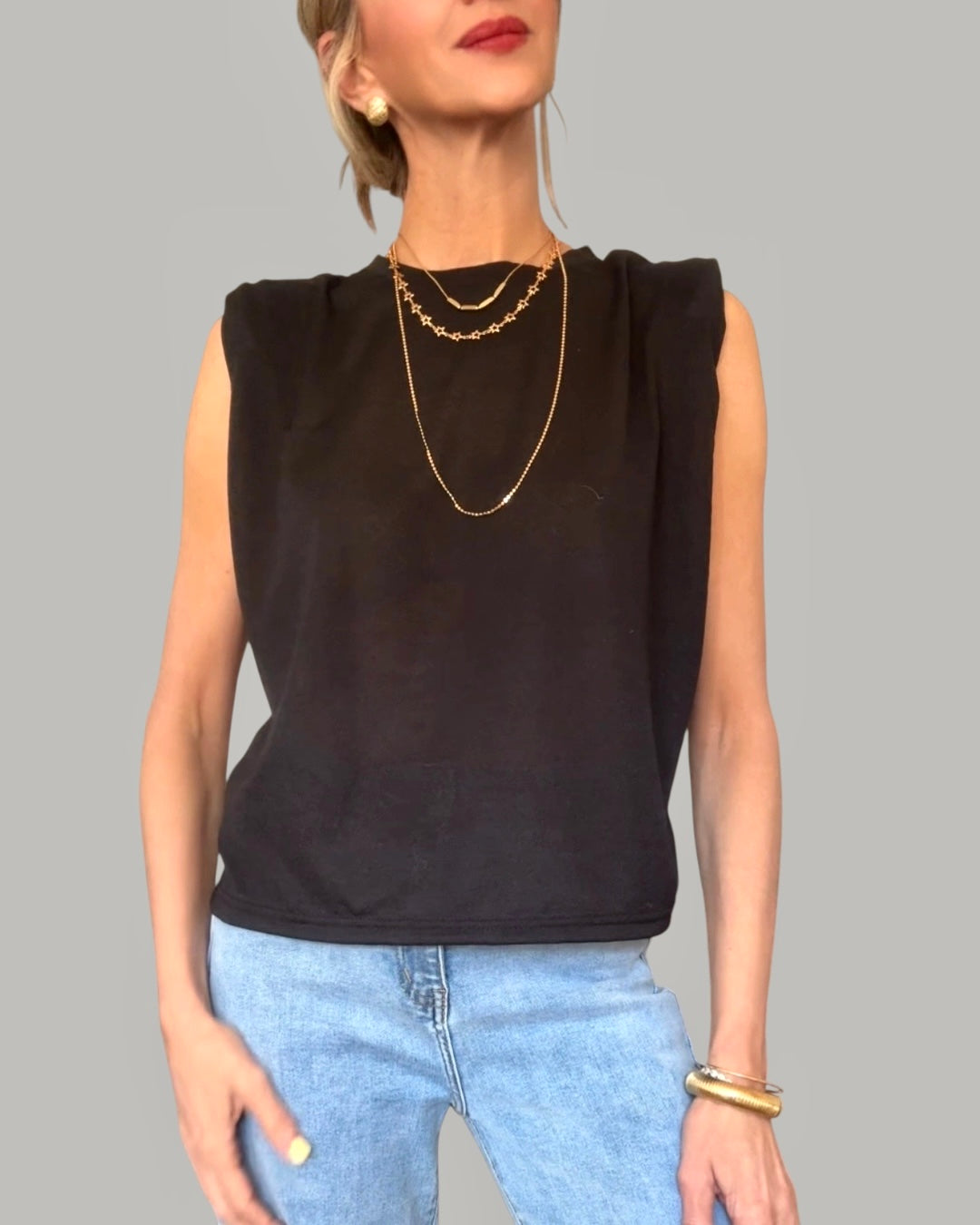 Camiseta hombreras negro