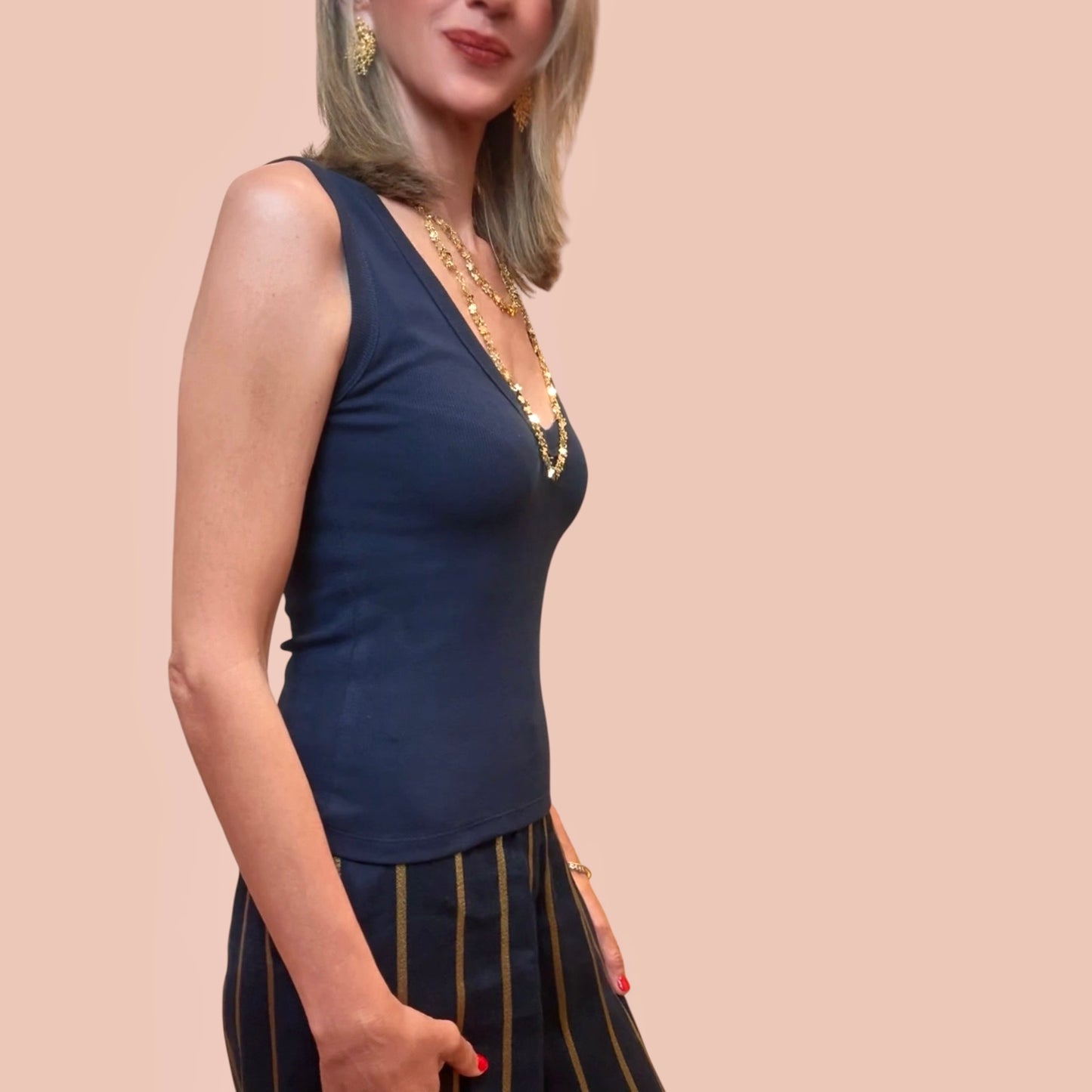 Top escote pico basic azul marino
