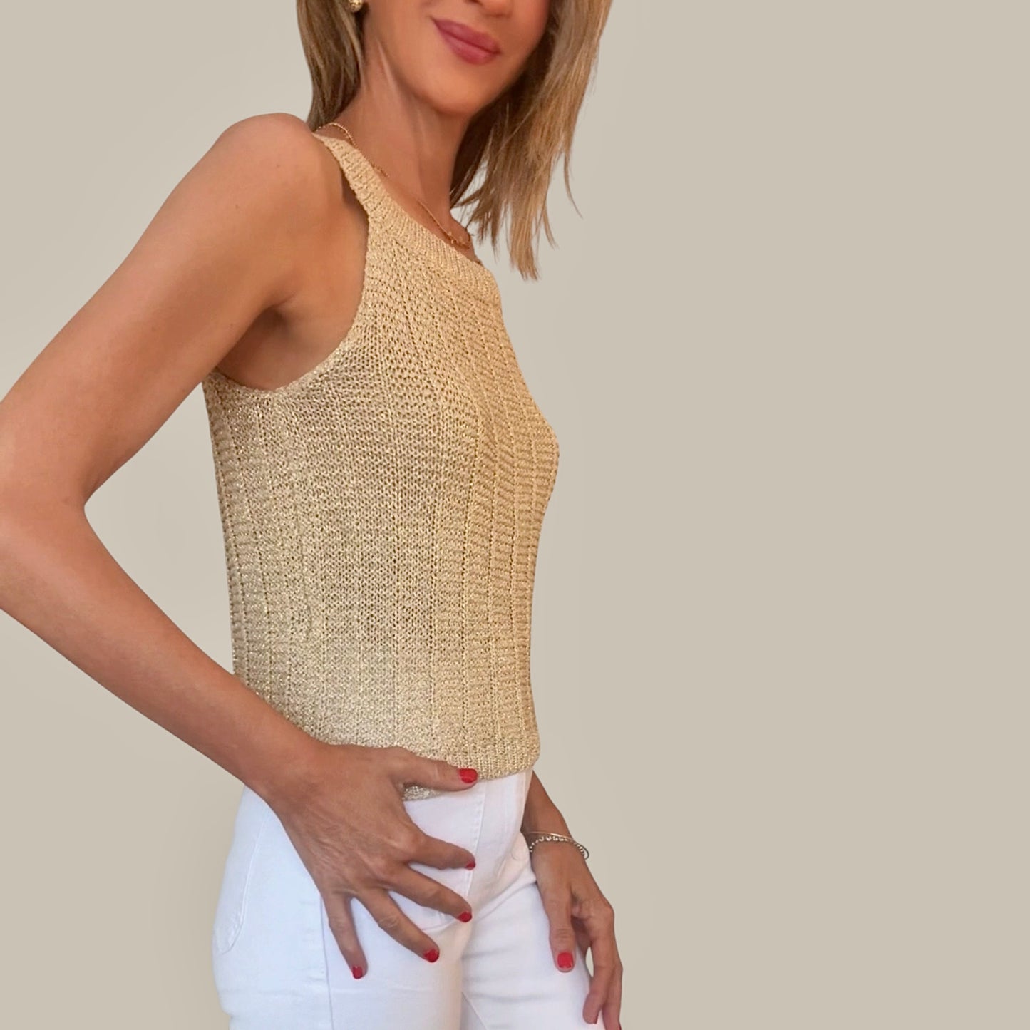 Top halter dorado