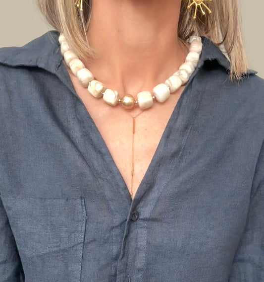 Collar bolas beige&dorado