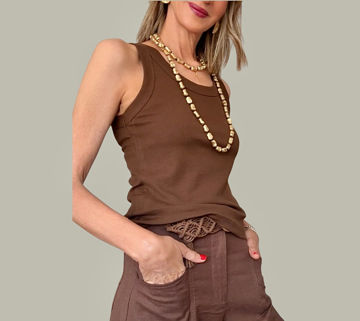 Camiseta tirantes algodón marrón
